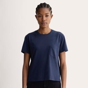 Everlane Women's Box-Cut T-Shirt in Essential Cotton in Navy, Size Extra Large